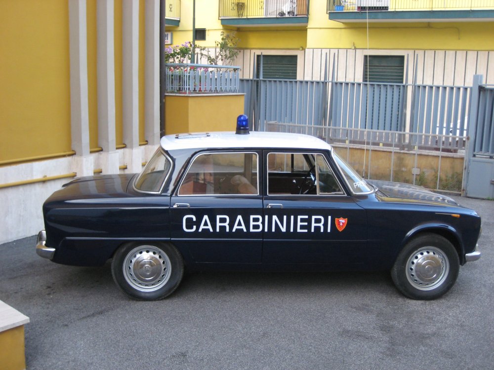 Alfa Romeo Giulia carabinieri